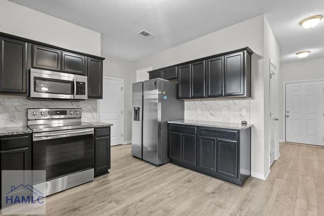 462 Huntington Drive NE, Ludowici, GA 31316