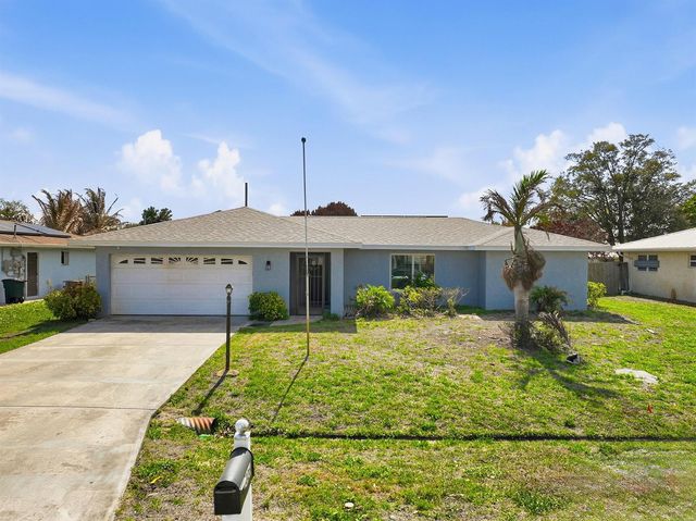 826 SE Quiescent Lane, Port St. Lucie, FL 34983