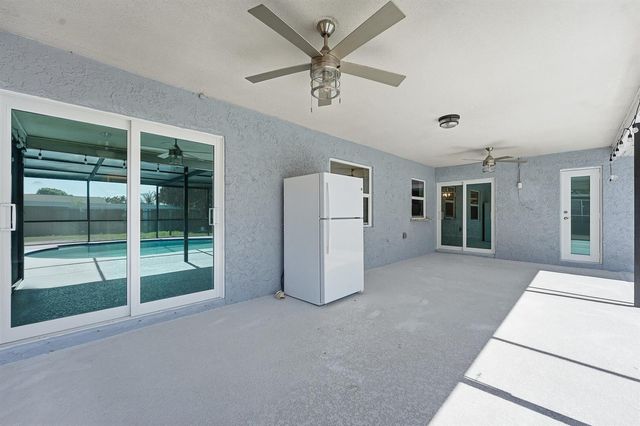826 SE Quiescent Lane, Port St. Lucie, FL 34983