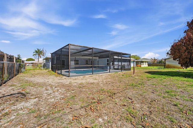 826 SE Quiescent Lane, Port St. Lucie, FL 34983
