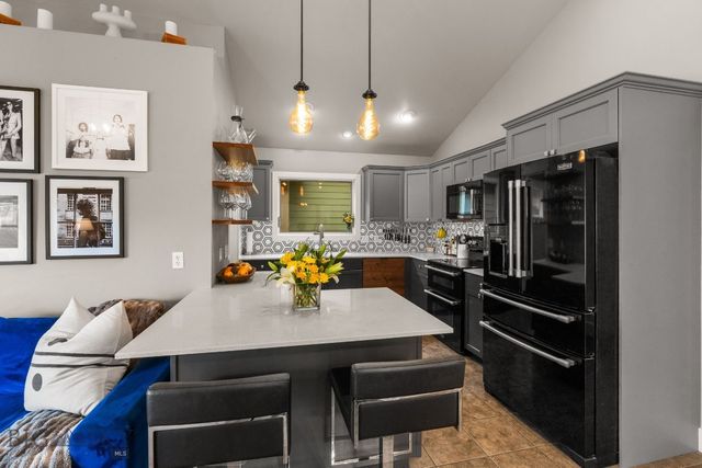 715 N 15th Avenue, Bozeman, MT 59715
