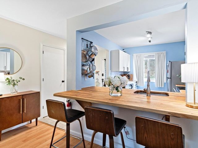 309 Sugar Tree Lane, South Burlington, VT 05403