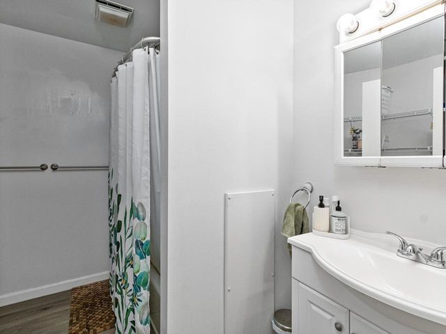 309 Sugar Tree Lane, South Burlington, VT 05403