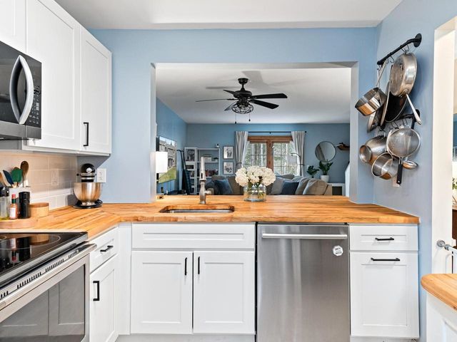 309 Sugar Tree Lane, South Burlington, VT 05403