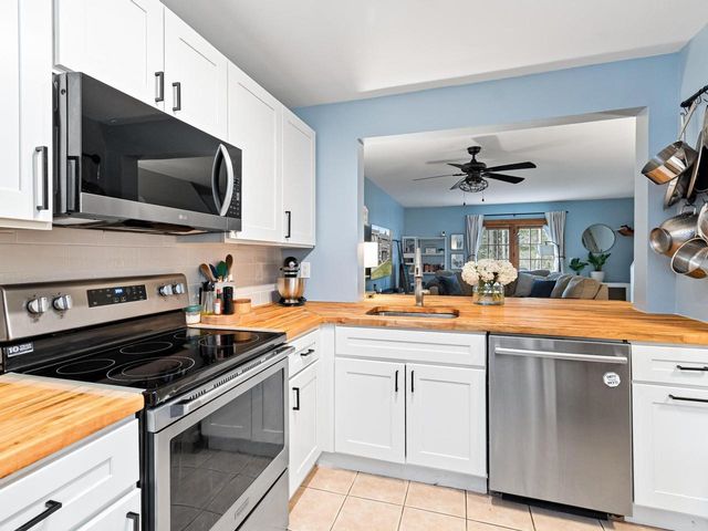 309 Sugar Tree Lane, South Burlington, VT 05403