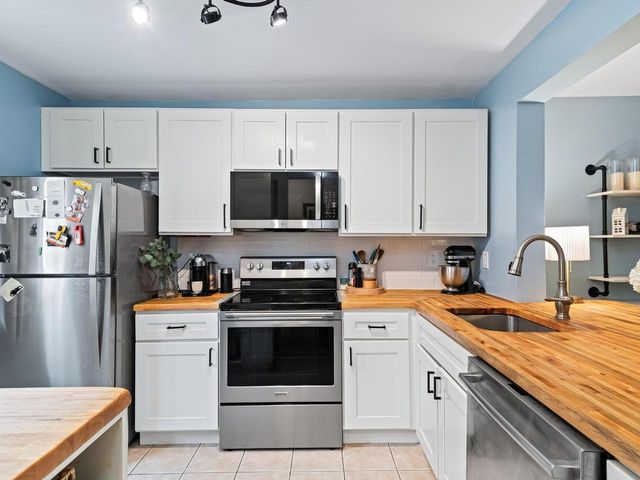 309 Sugar Tree Lane, South Burlington, VT 05403