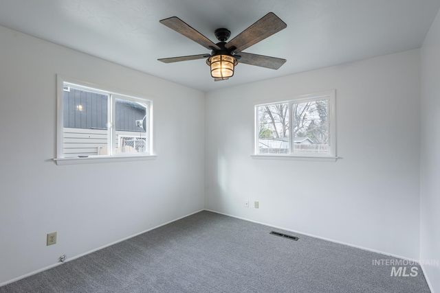 1609 N Plateau Ave, Caldwell, ID 83605