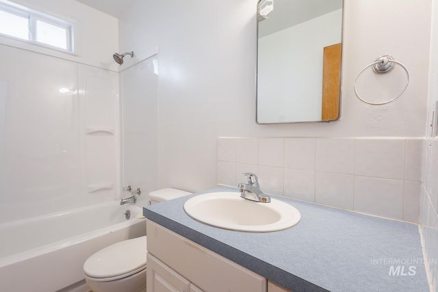 1609 N Plateau Ave, Caldwell, ID 83605