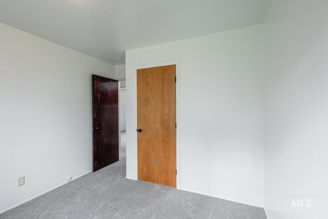 1609 N Plateau Ave, Caldwell, ID 83605