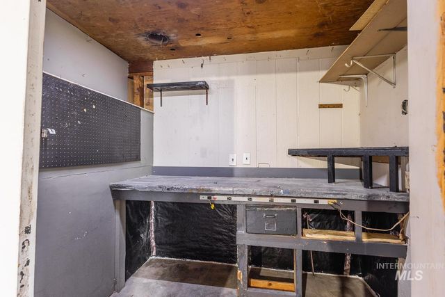 1609 N Plateau Ave, Caldwell, ID 83605