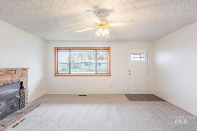 1609 N Plateau Ave, Caldwell, ID 83605