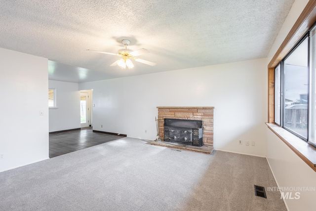 1609 N Plateau Ave, Caldwell, ID 83605