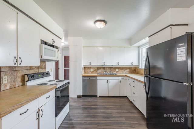 1609 N Plateau Ave, Caldwell, ID 83605