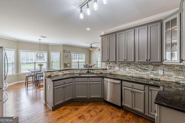 130 Victor Lane, Fayetteville, GA 30214