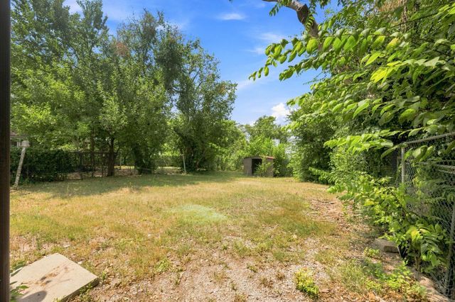 1833 N Green, Wichita, KS 67214