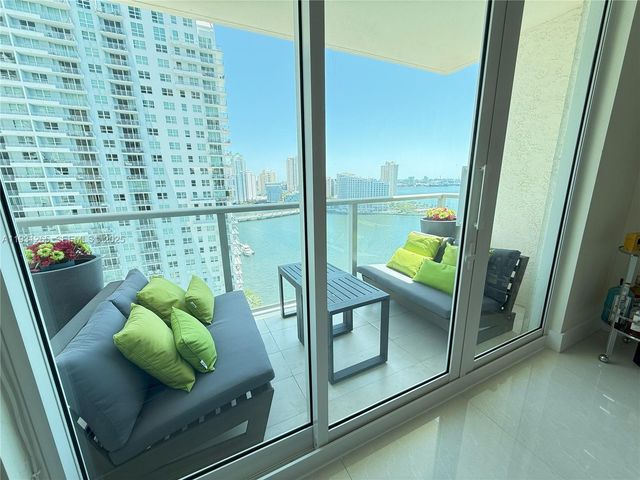 1155 Brickell Bay Dr 2108, Miami, FL 33131