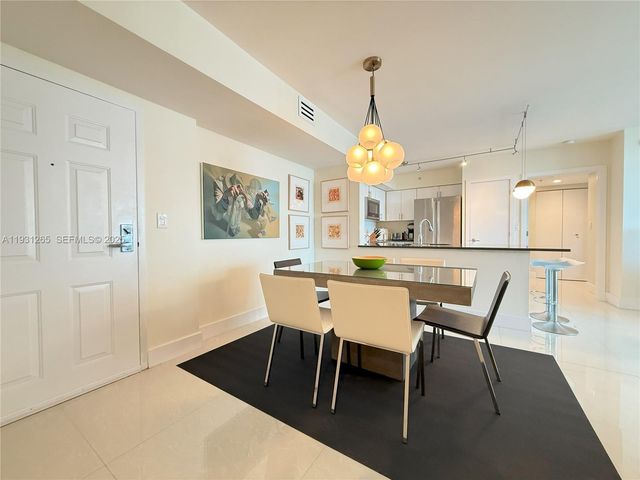 1155 Brickell Bay Dr 2108, Miami, FL 33131