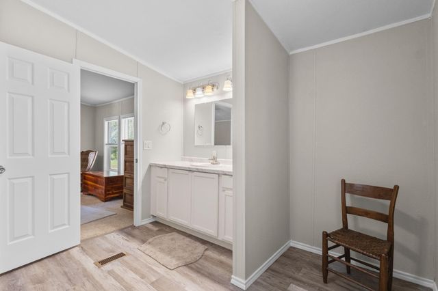 1207 Ivanhoe Estates Drive, Ivanhoe, TX 75979