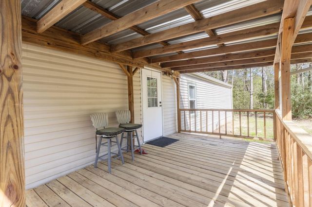 1207 Ivanhoe Estates Drive, Ivanhoe, TX 75979