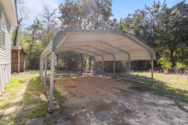 1207 Ivanhoe Estates Drive, Ivanhoe, TX 75979