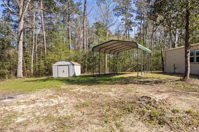 1207 Ivanhoe Estates Drive, Ivanhoe, TX 75979