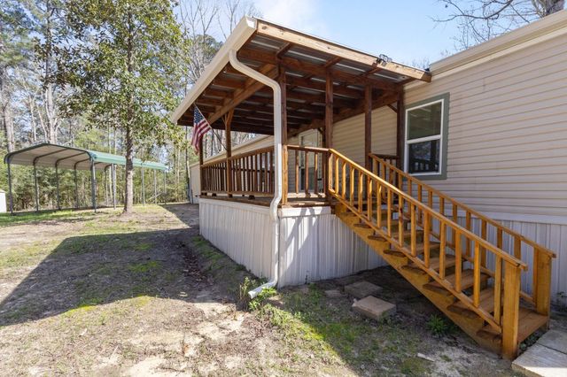 1207 Ivanhoe Estates Drive, Ivanhoe, TX 75979