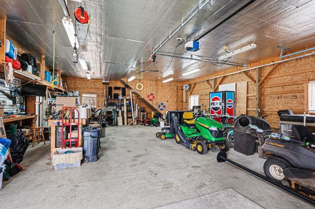 371 Killarney Beach Road, Bay City, MI 48706