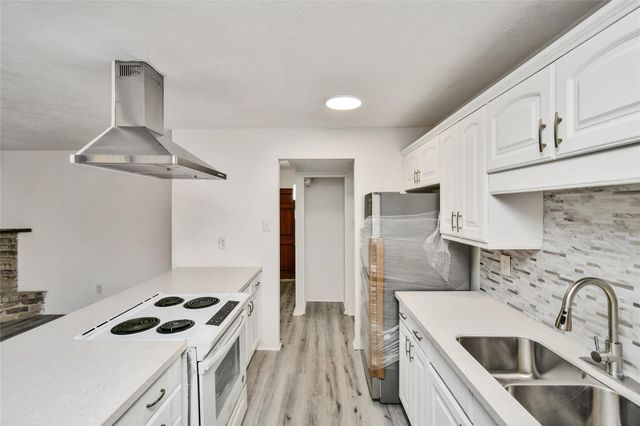 16210 Lazy Ridge Road, Houston, TX 77053