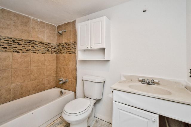 16210 Lazy Ridge Road, Houston, TX 77053