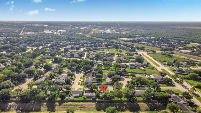 16210 Lazy Ridge Road, Houston, TX 77053