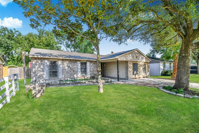 16210 Lazy Ridge Road, Houston, TX 77053