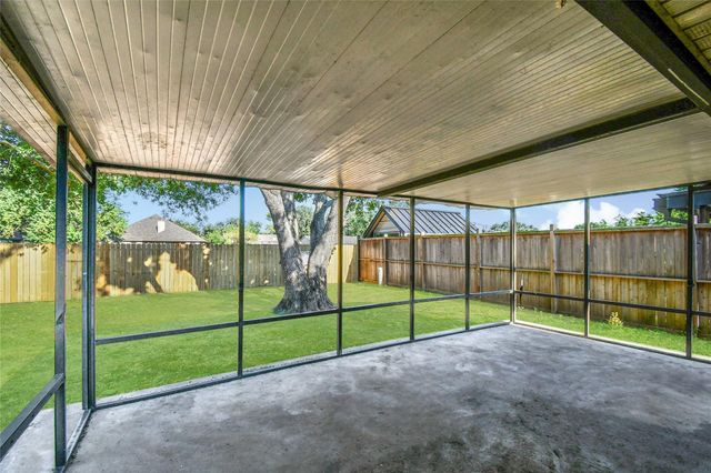 16210 Lazy Ridge Road, Houston, TX 77053