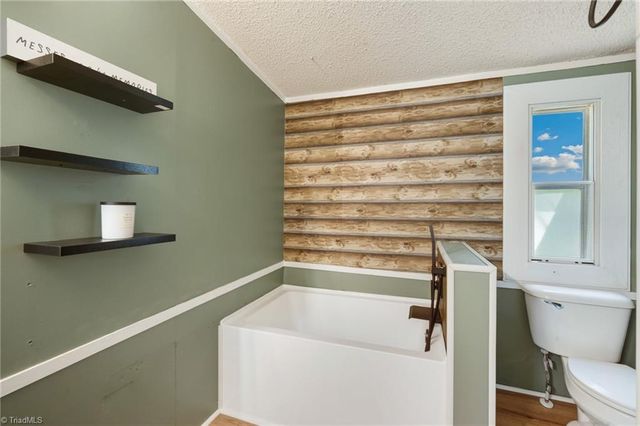 6092 Cain Forest Drive, Walkertown, NC 27051