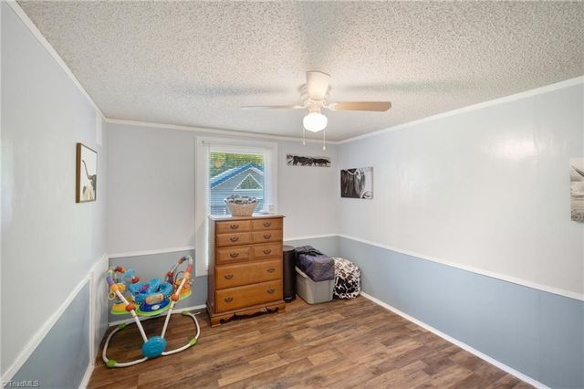 6092 Cain Forest Drive, Walkertown, NC 27051