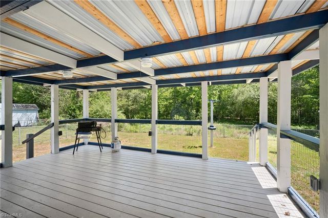 6092 Cain Forest Drive, Walkertown, NC 27051