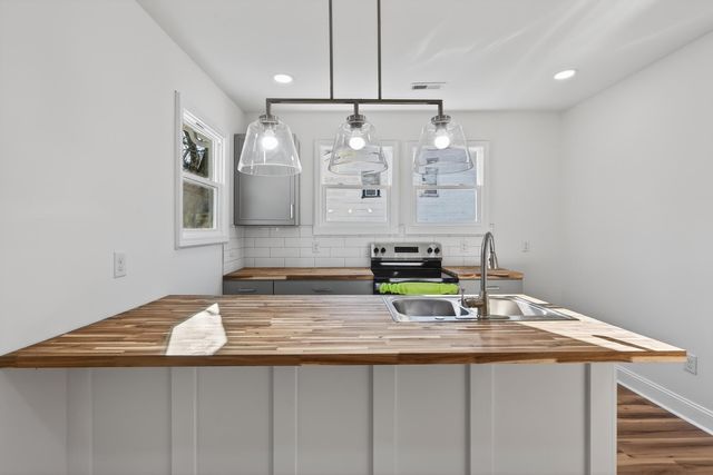 2756 Harrison Pike, Chattanooga, TN 37406