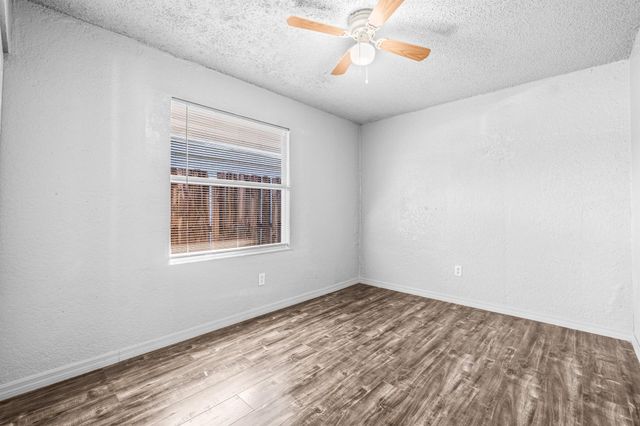 1669 W 27th Street A & B, Riviera Beach, FL 33404