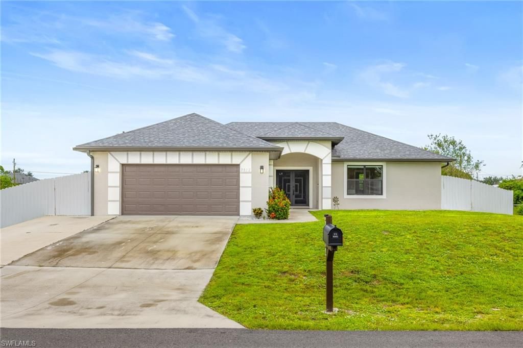 2812 12th ST SW, Lehigh Acres, FL 33976