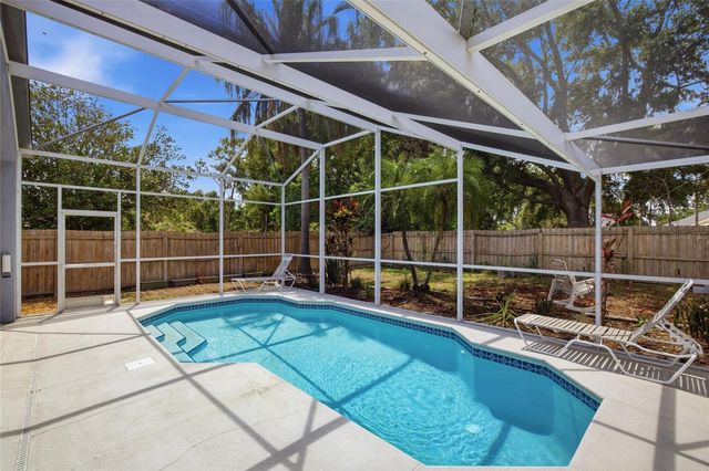 7611 WILTSHIRE PARK PLACE, Apollo Beach, FL 33572