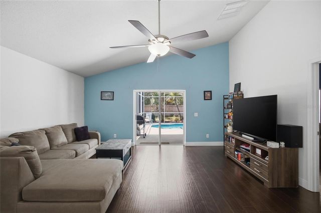 7611 WILTSHIRE PARK PLACE, Apollo Beach, FL 33572