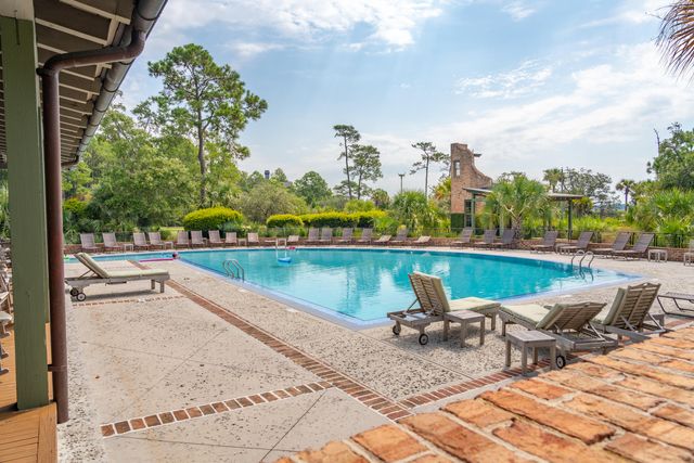 653 Barbados Drive, Charleston, SC 29492