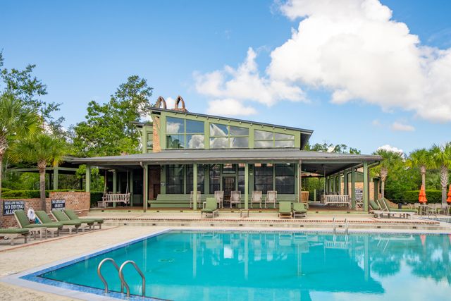 653 Barbados Drive, Charleston, SC 29492
