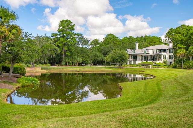 653 Barbados Drive, Charleston, SC 29492