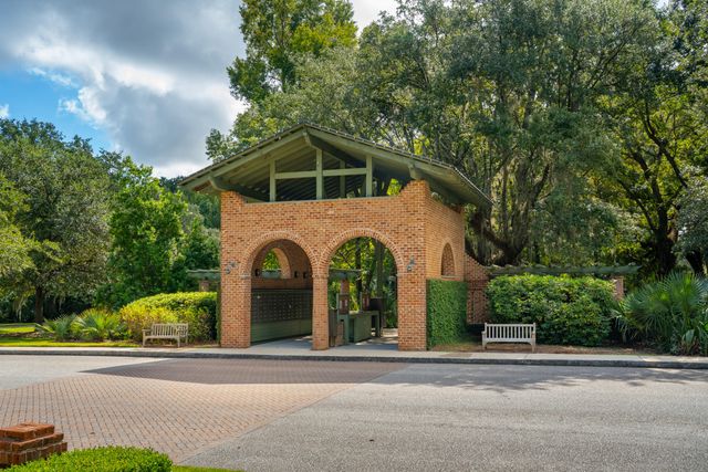653 Barbados Drive, Charleston, SC 29492
