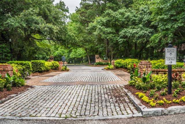653 Barbados Drive, Charleston, SC 29492
