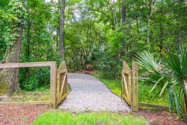 653 Barbados Drive, Charleston, SC 29492