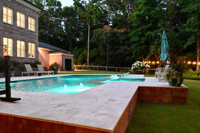 653 Barbados Drive, Charleston, SC 29492