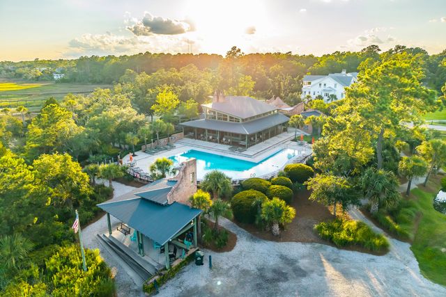 653 Barbados Drive, Charleston, SC 29492