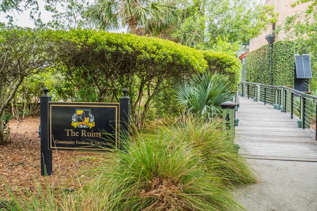 653 Barbados Drive, Charleston, SC 29492