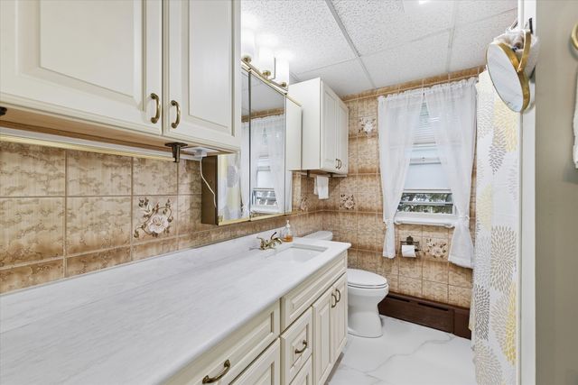 509 S Oakland Avenue, Villa Park, IL 60181